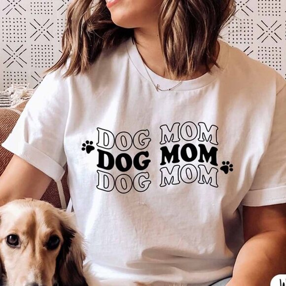 Brooke
B Other - Dog Mom Vintage Mothers Day Gift Paw Print Retro Unisex T-Shirt